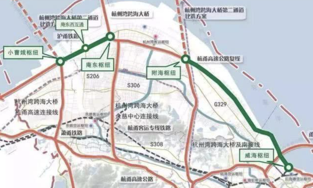 限速120将成历史？国内首条“无限速”高速公路将通车，未来还能路面充电